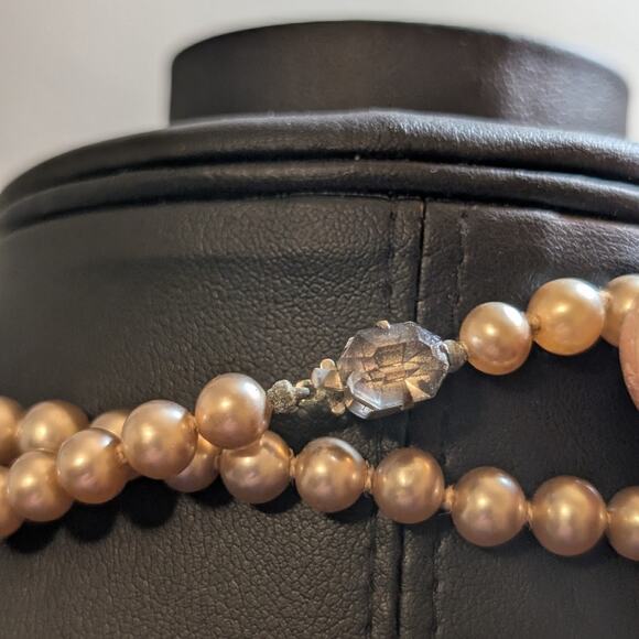 Vintage 58" Long 5-6mm Faux Champagne Pearl Rhinestone Slide In Clasp Necklace - Picture 5 of 9